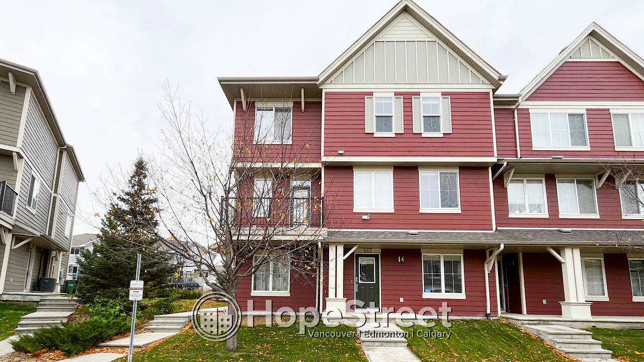 Edmonton 3 bedrooms Townhouse for rent. Property photo: 593034-1