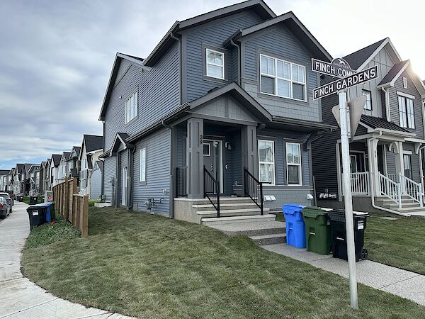 Calgary 4 bedrooms House for rent. Property photo: 593858-2
