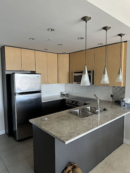 Calgary 1 bedroom Condo Unit for rent. Property photo: 593905-2