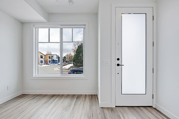 Calgary 2 bedrooms Townhouse for rent. Property photo: 594173-2