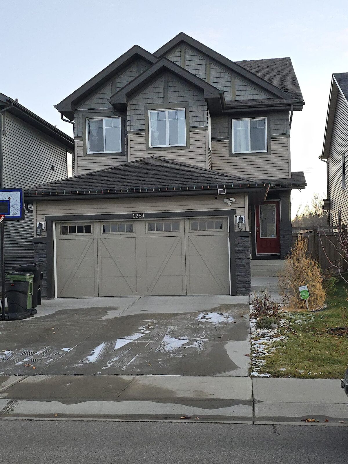 Edmonton 3 + Den bedrooms House for rent. Property photo: 594552-1