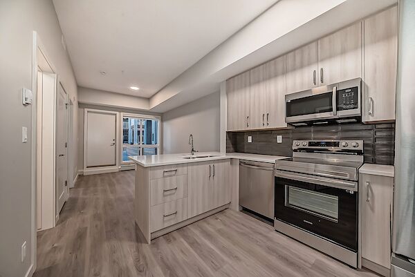 Calgary 1 bedroom Condo Unit for rent. Property photo: 595589-2