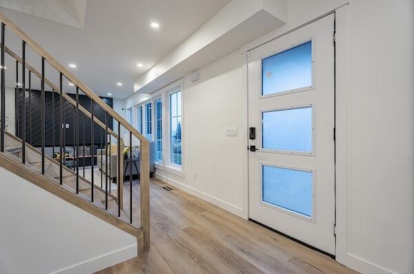 Calgary 3 bedrooms Main Floor for rent. Property photo: 596218-2