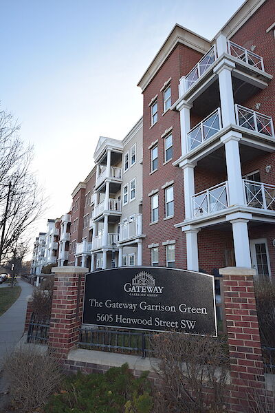 Calgary 1 bedroom Condo Unit for rent. Property photo: 596257-2