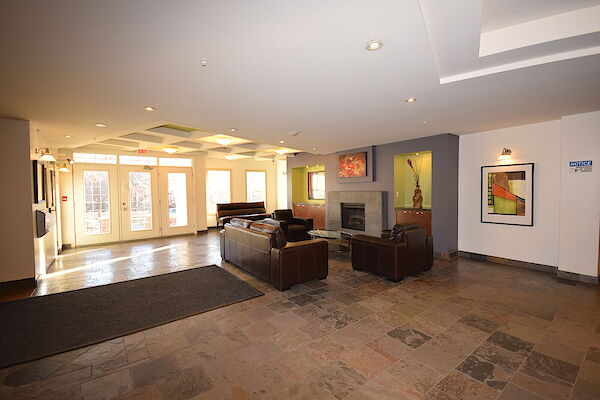 Calgary 1 bedroom Condo Unit for rent. Property photo: 596257-3