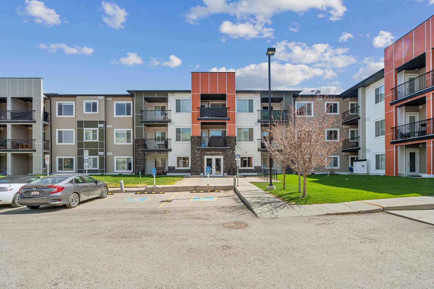 Calgary 2 bedrooms Condo Unit for rent. Property photo: 596876-1