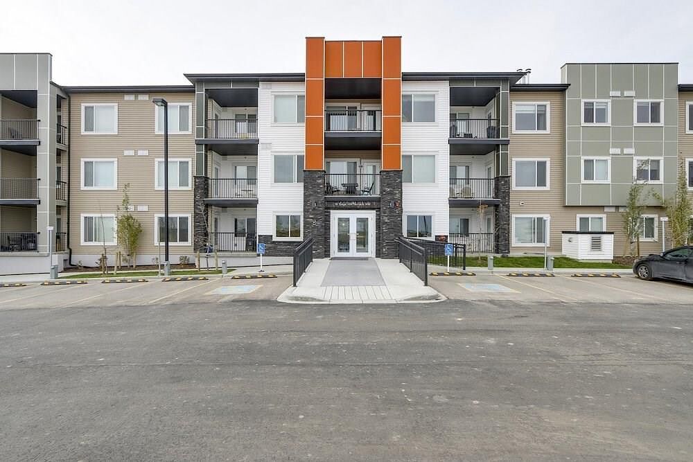 Calgary 2 bedrooms Condo Unit for rent. Property photo: 597102-1