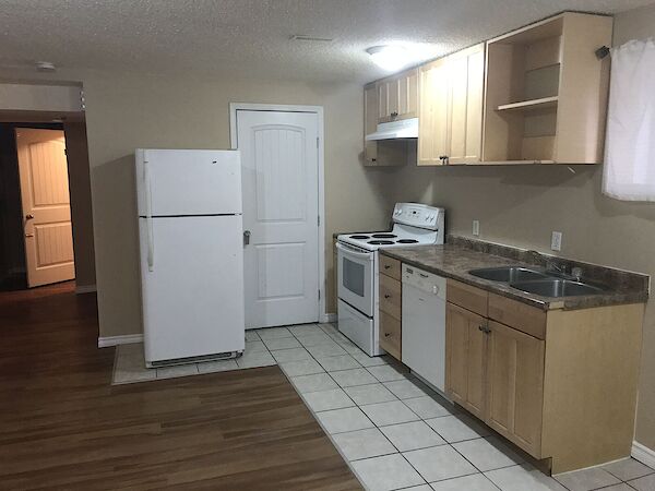 Calgary 2 bedrooms Basement for rent. Property photo: 597773-2
