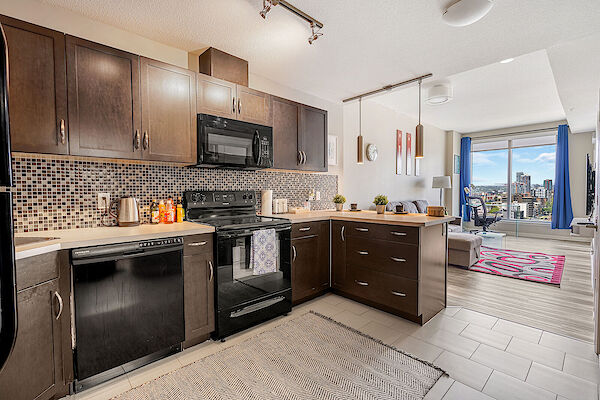 Calgary 1 bedroom Condo Unit for rent. Property photo: 597908-2