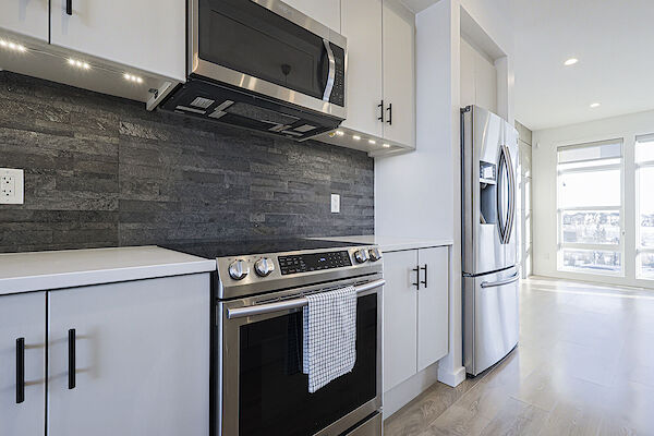 Edmonton 4 bedrooms Townhouse for rent. Property photo: 598479-3
