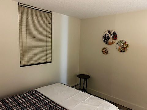 Calgary 1 bedroom Room For Rent for rent. Property photo: 598808-3