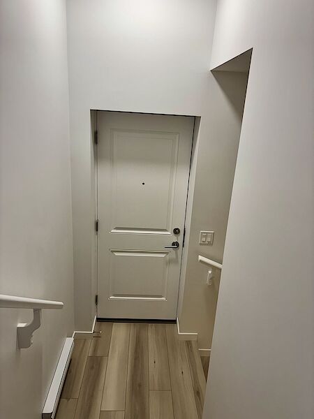 Calgary 1 bedroom Basement for rent. Property photo: 599116-2