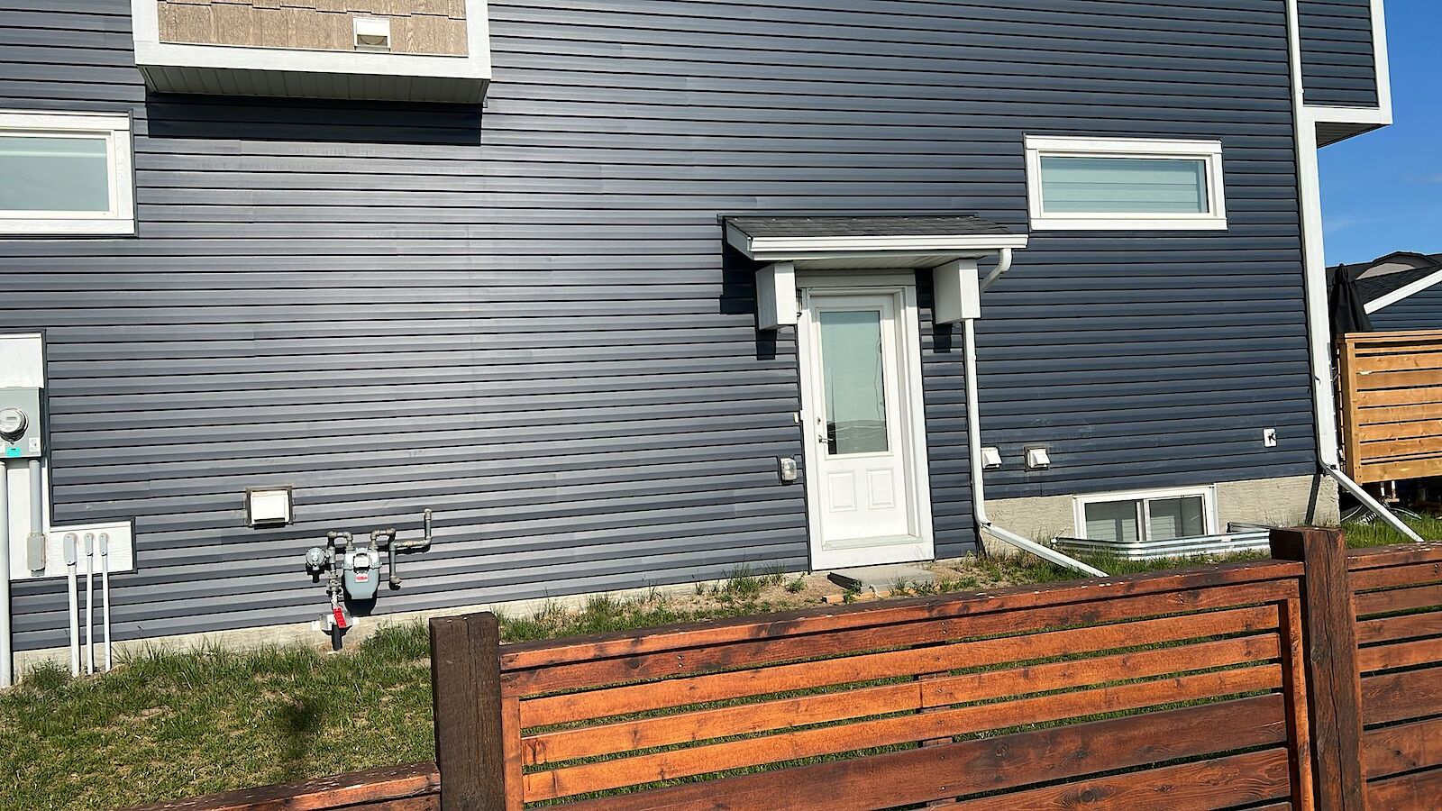 Calgary 1 bedroom Basement for rent. Property photo: 599340-1