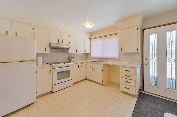 Calgary 1 bedroom Room For Rent for rent. Property photo: 600170-3