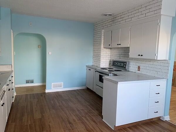 Calgary 3 bedrooms Main Floor for rent. Property photo: 60072-3