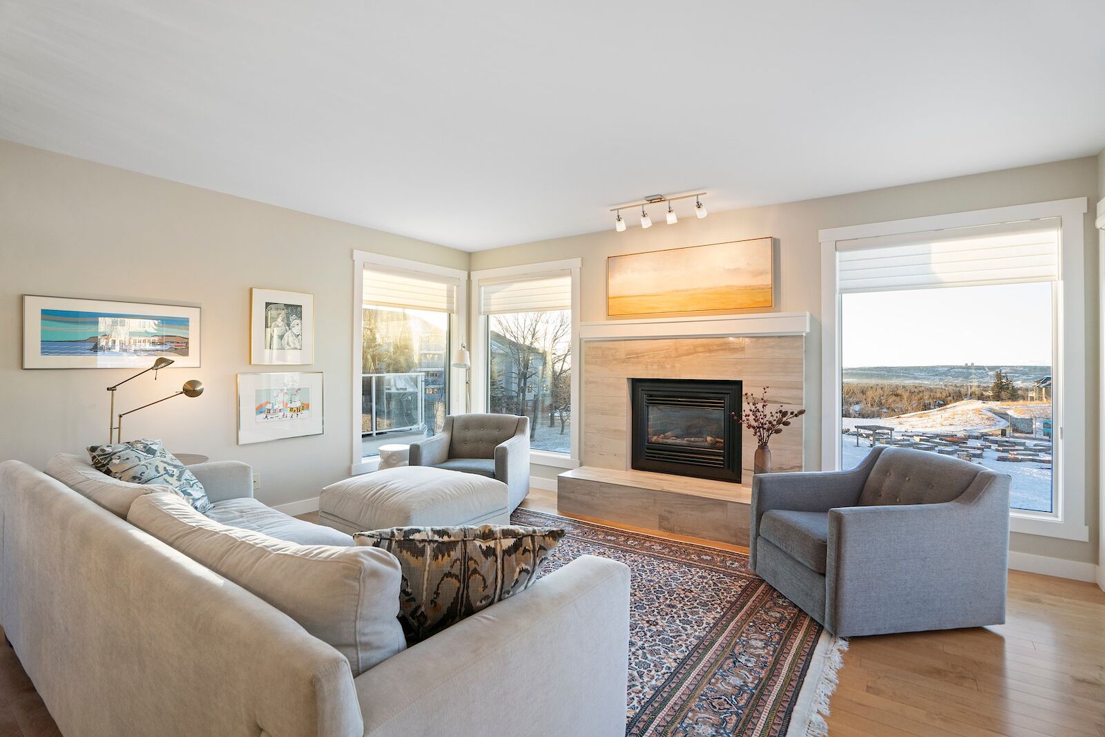 Calgary 3 + Den bedrooms Duplex for rent. Property photo: 601005-1