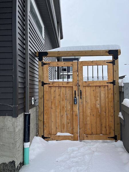 Edmonton 1 bedroom Basement for rent. Property photo: 601071-2