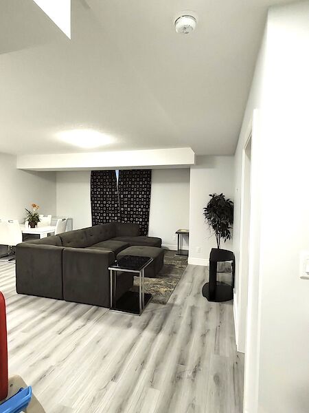 Edmonton 2 bedrooms Basement for rent. Property photo: 601084-2