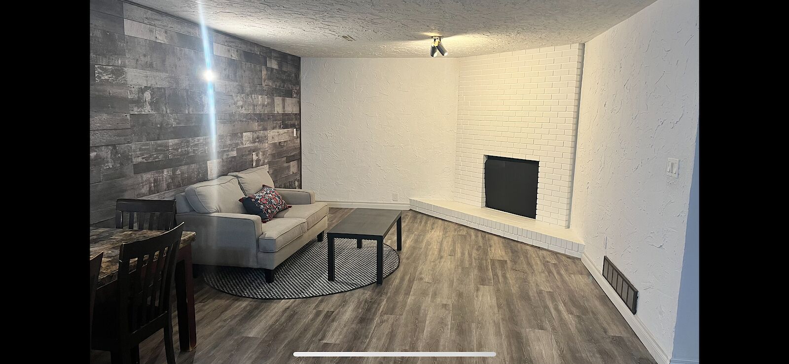 Edmonton 2 bedrooms Basement for rent. Property photo: 601194-1