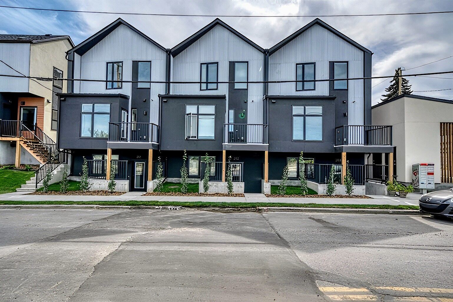 Calgary 1 bedroom Townhouse for rent. Property photo: 601512-1