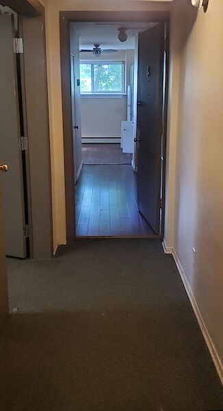 Edmonton 1 bedroom Condo Unit for rent. Property photo: 601732-3