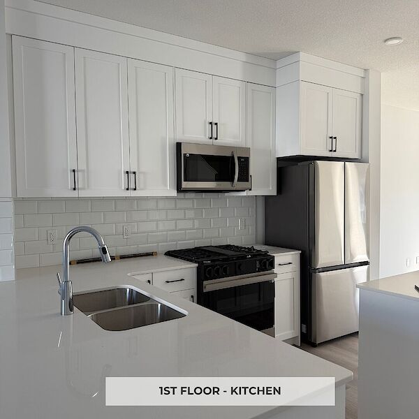 St. Albert 3 bedrooms Main Floor for rent. Property photo: 602479-3