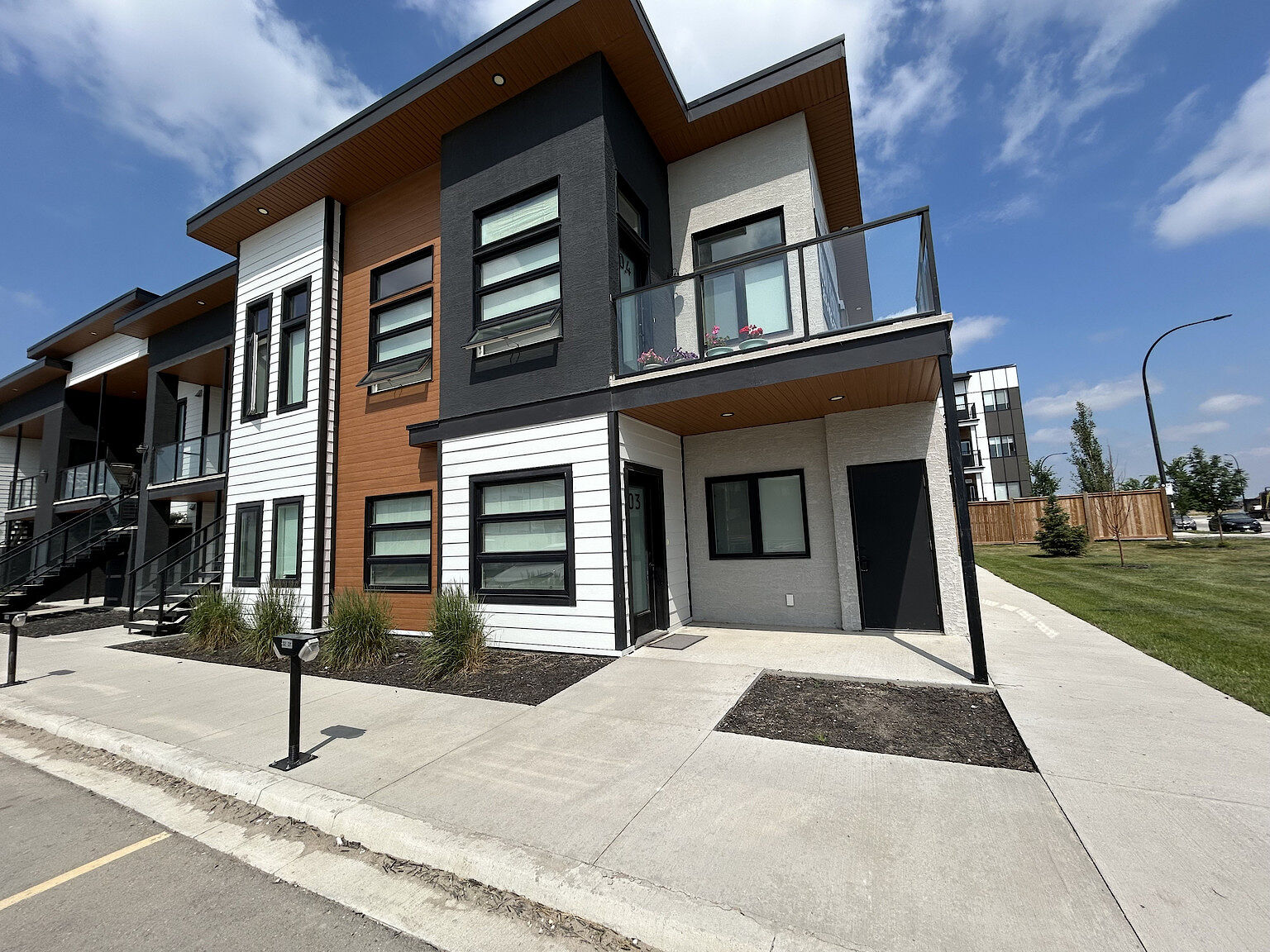 Winnipeg 3 bedrooms Townhouse for rent. Property photo: 603021-1
