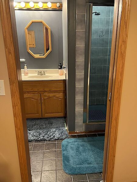 Calgary 3 bedrooms Room For Rent for rent. Property photo: 603560-2
