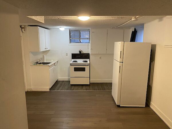 Calgary 1 bedroom Basement for rent. Property photo: 603789-3
