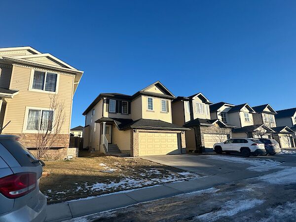Calgary 3 bedrooms Main Floor for rent. Property photo: 605110-2