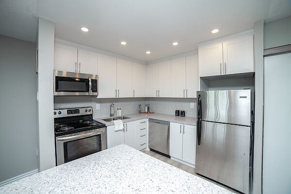 Hanover 2 bedrooms Apartment for rent. Property photo: 605376-2