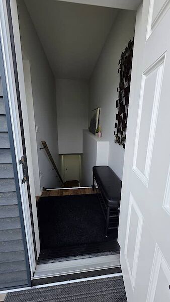 Calgary 2 bedrooms Basement for rent. Property photo: 605478-2