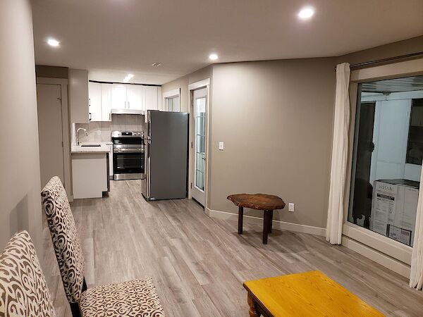 Chestermere 1 bedroom Basement for rent. Property photo: 605780-3
