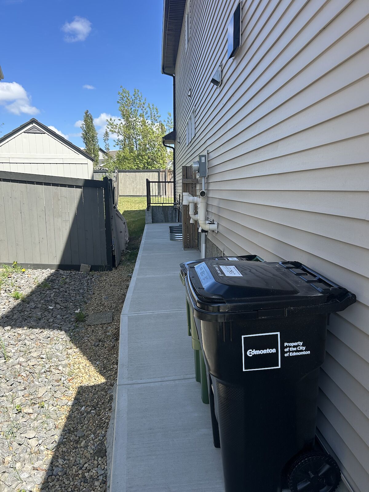 Edmonton 2 + Den bedrooms Basement for rent. Property photo: 606121-1
