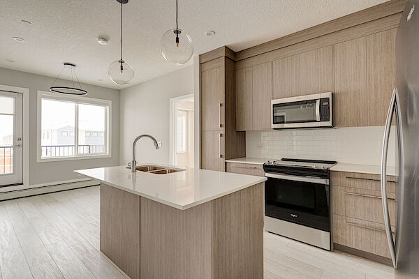 Calgary 2 bedrooms Condo Unit for rent. Property photo: 606222-2