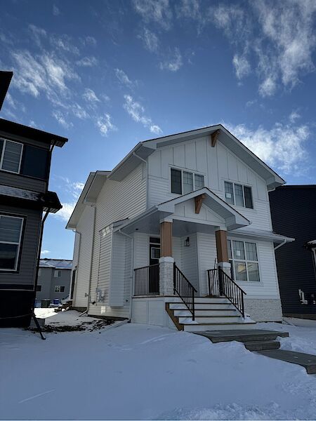 Chestermere 2 bedrooms Basement for rent. Property photo: 606498-2