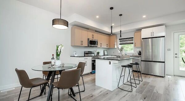 Winnipeg 3 bedrooms Townhouse for rent. Property photo: 607104-3