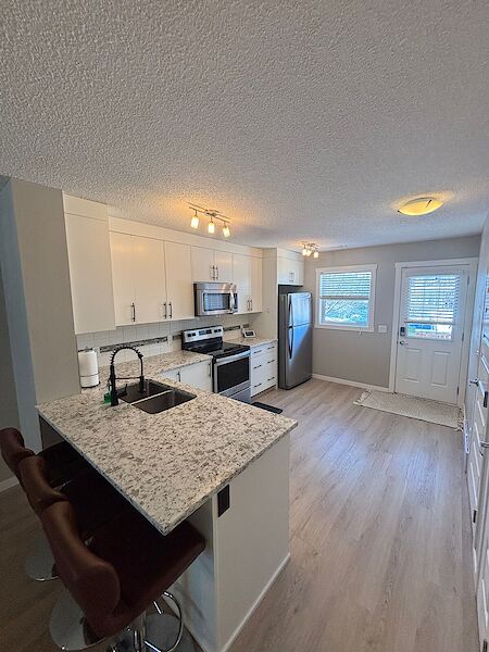 Calgary 2 bedrooms Townhouse for rent. Property photo: 607436-2