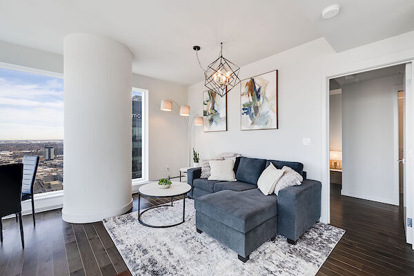 Edmonton 2 bedrooms Condo Unit for rent. Property photo: 607776-2