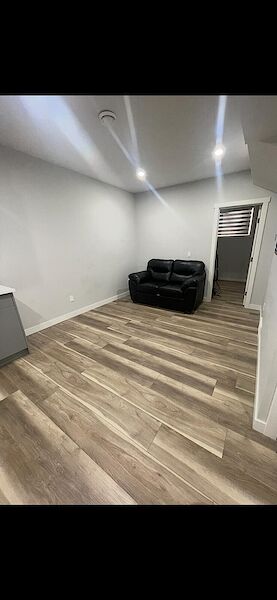 Calgary 2 bedrooms Basement for rent. Property photo: 608351-3