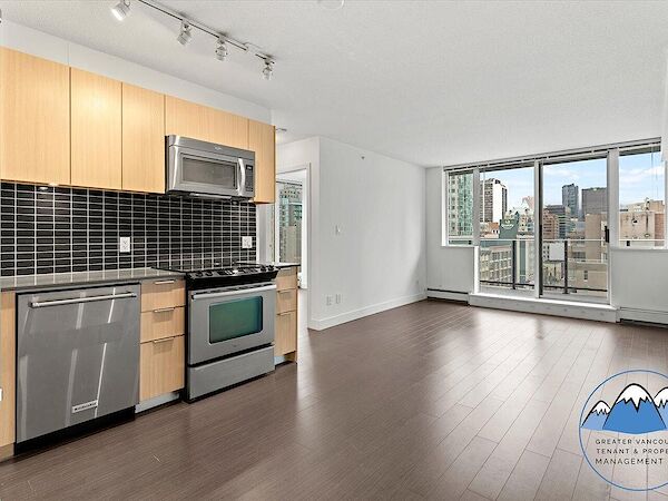 Vancouver 2 bedrooms Condo Unit for rent. Property photo: 608353-3