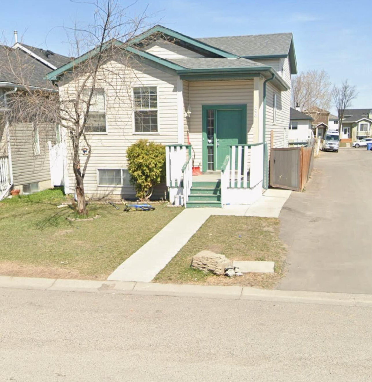 Calgary 3 bedrooms House for rent. Property photo: 608829-1