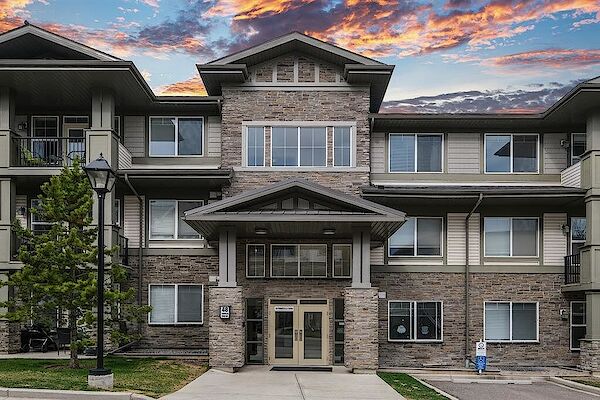 Calgary 2 bedrooms Condo Unit for rent. Property photo: 609993-2