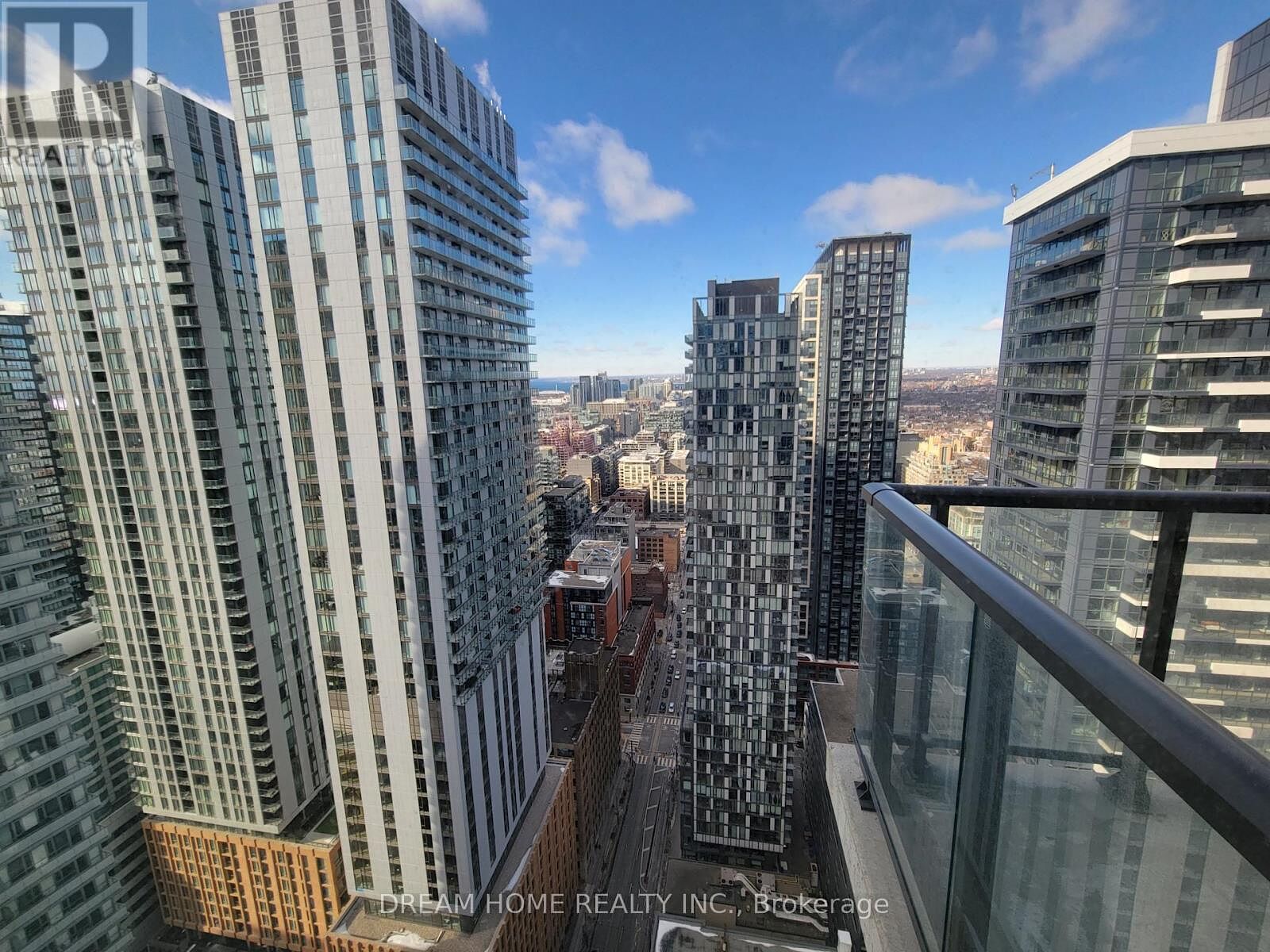Toronto 1 bedroom Apartment for rent. Property photo: 611137-1