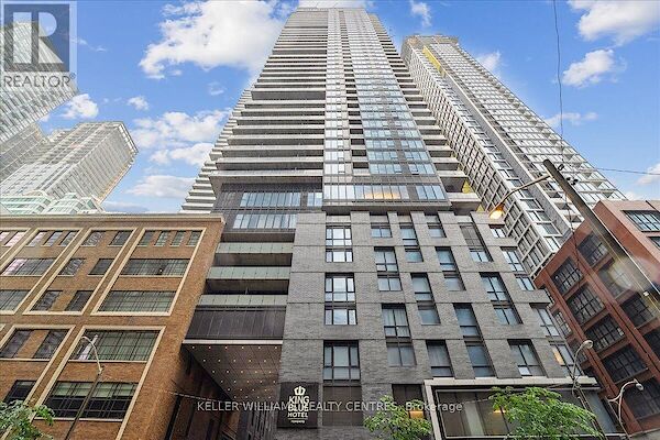 Toronto studio Apartment for rent. Property photo: 613335-2