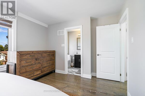 Toronto 5 bedrooms House for rent. Property photo: 613379-3