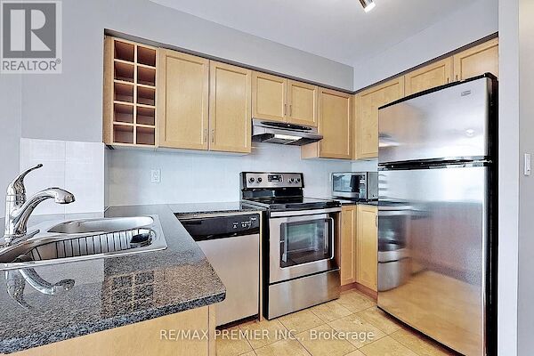 Toronto 2 bedrooms Apartment for rent. Property photo: 613384-2