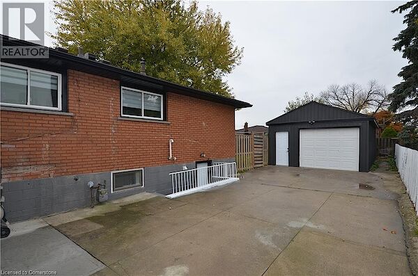 Hamilton 2 bedrooms House for rent. Property photo: 613386-3