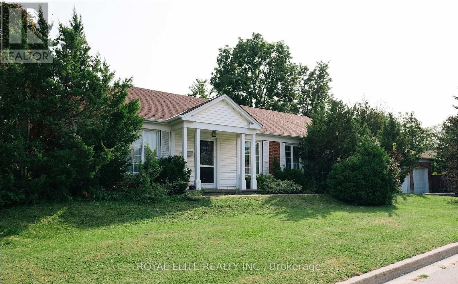 Toronto 2 bedrooms House for rent. Property photo: 615611-1