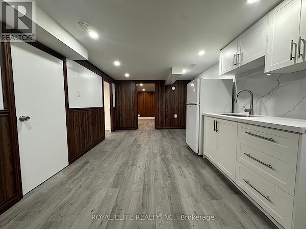 Toronto 2 bedrooms House for rent. Property photo: 615611-3